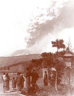 浅間山噴火の様子（大正8年）