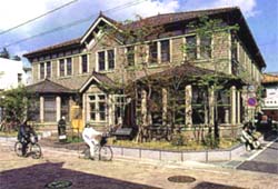 軽井沢観光会館の様子