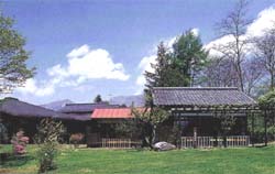堀辰雄文学記念館の様子
