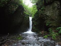 竜返しの滝　晩夏の画像