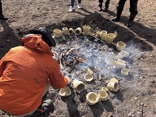 縄文土器野焼きの画像2