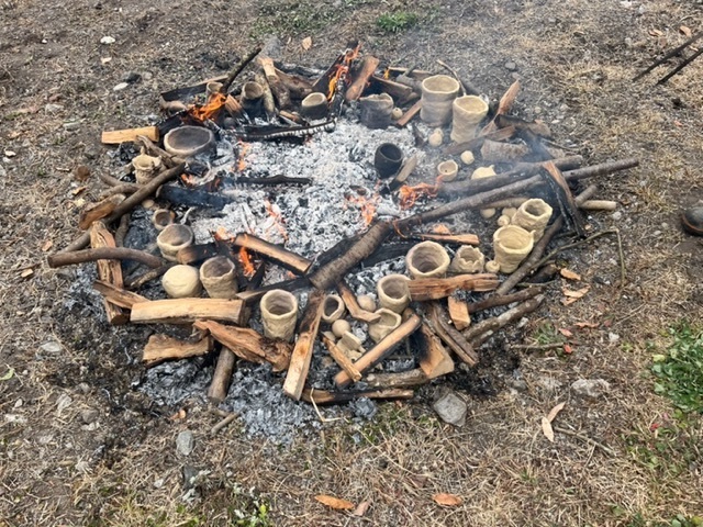 縄文土器 野焼き体験講座　開催の画像4