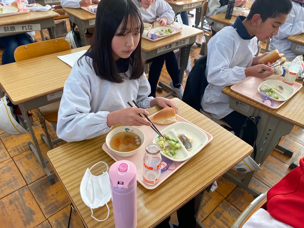 G7給食 第4弾 フランス編を実施しました！！の画像4