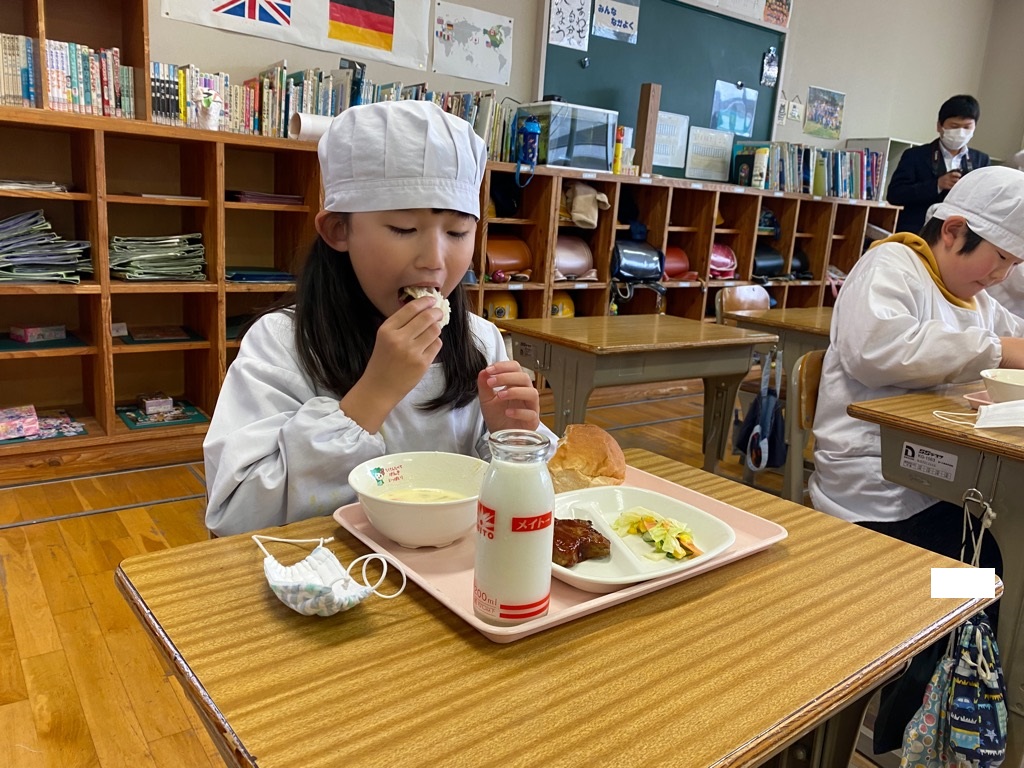 G7給食 第2弾 アメリカ編を実施しました！！の画像3