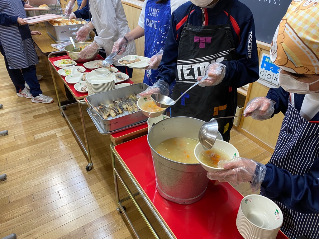 G7給食がスタートしました！！の画像5