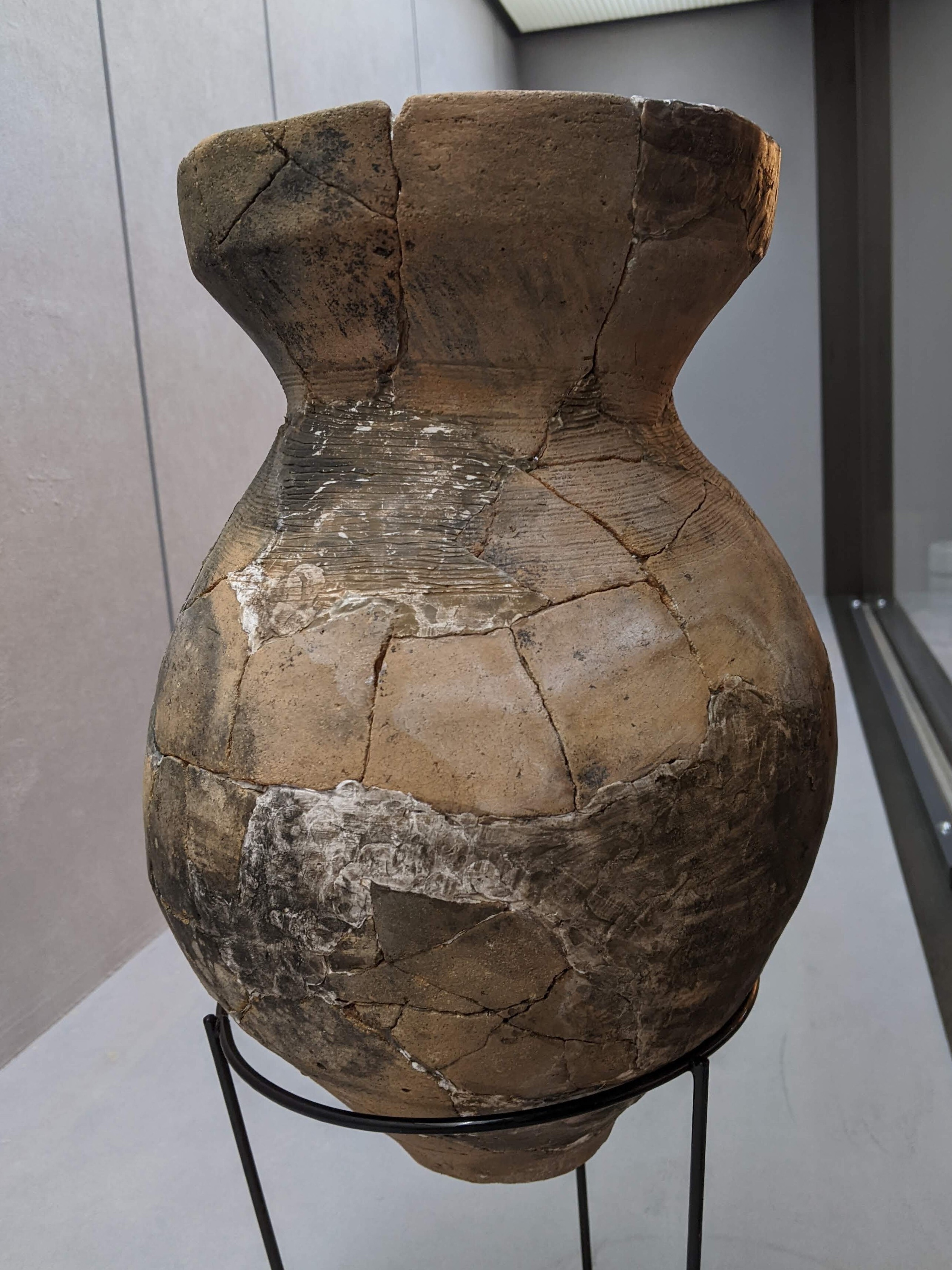 古墳時代前期に作られた壺の画像