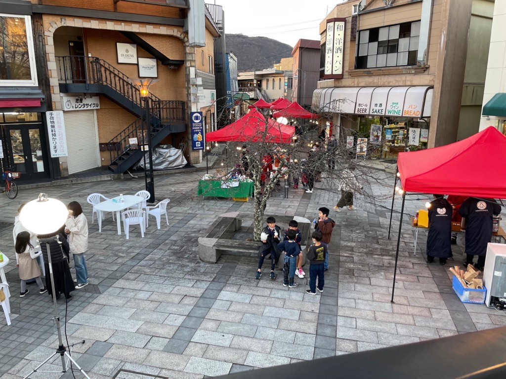 駅前広場の様子の画像1