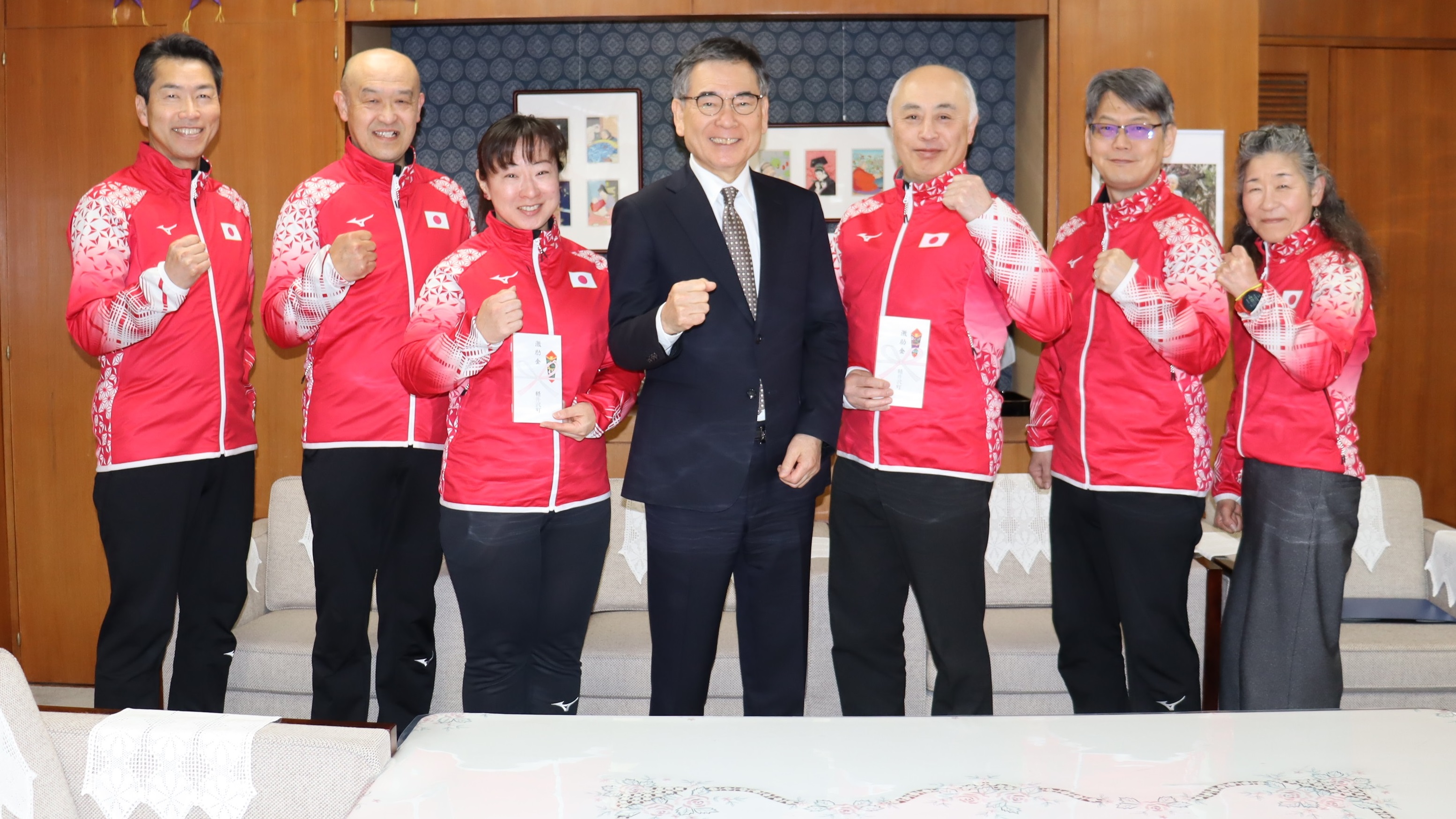 シニアカーリング世界選手権出場チーム　表敬訪問の画像1