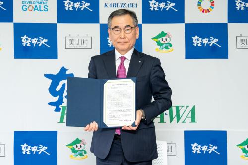 記者会見の画像２