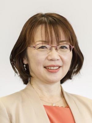 佐藤佳子氏