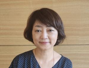 須藤伸子氏