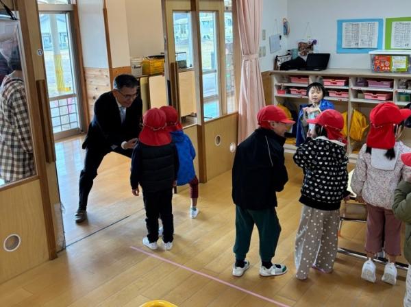 保育園視察　西保育園