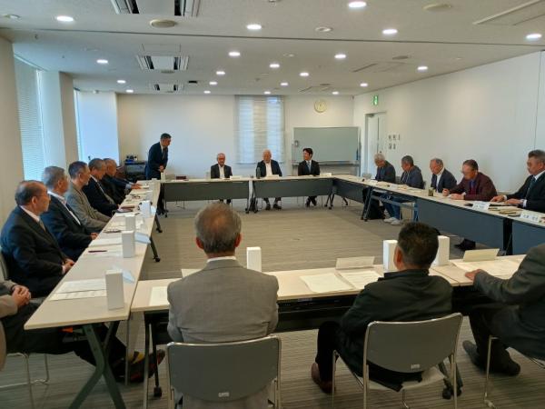 区長会視察研修挨拶1