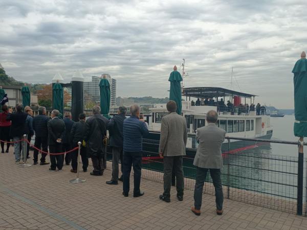 視察研修の集合写真