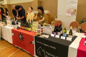 千曲川ワインバレーの旅　ワイン・シードルのグラス売りやボトルの販売と紹介