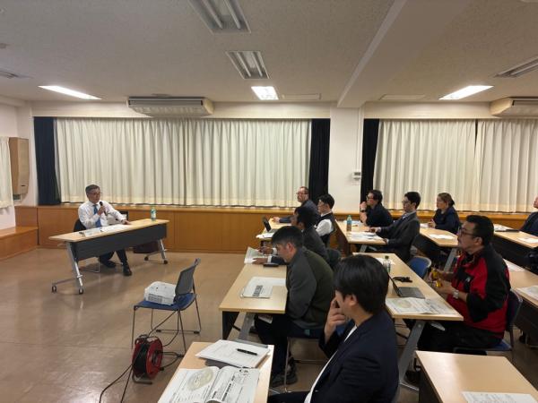軽井沢町観光戦略説明会出席し説明