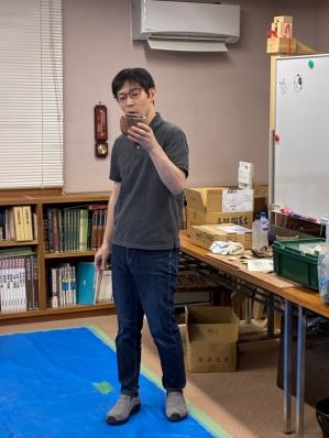 縄文土器教室の講師藤森先生
