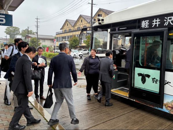 軽井沢自動運転実証運行事業自動運転バス試乗