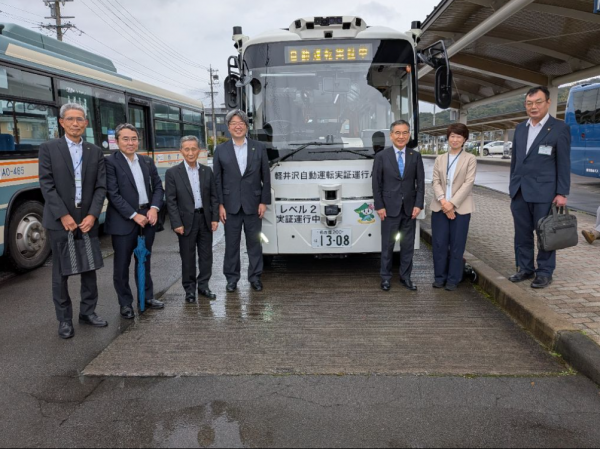 自動運転バス試乗