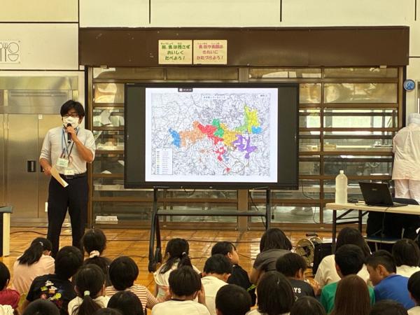 260709_中部小_出前授業1